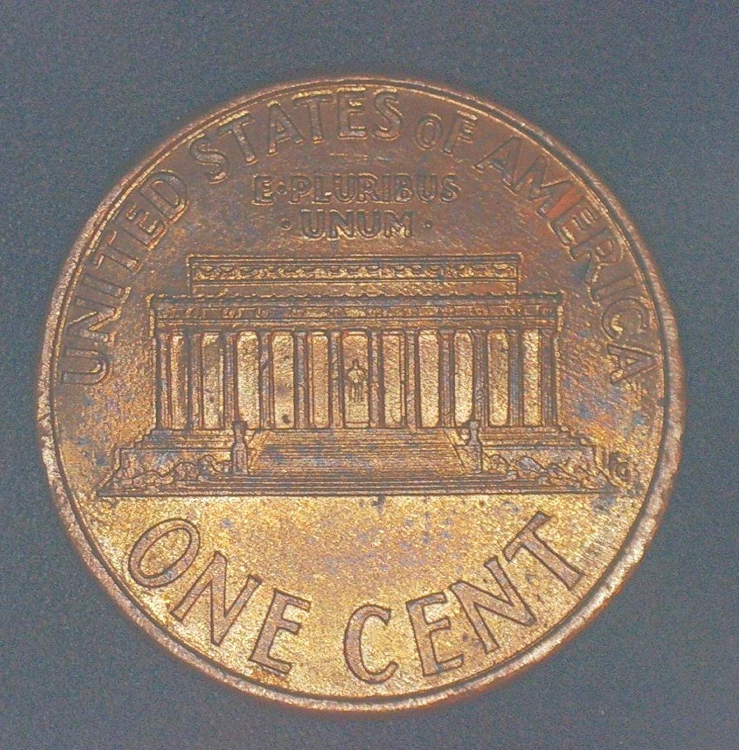 1998-Lincoln-With-Odd-Looking-Date